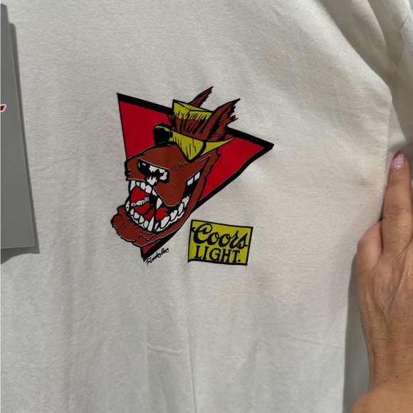 The Laundry Room Coors Light Please Drink Responsibly Oversized T-Shirt Size L. - Picture 7 of 7